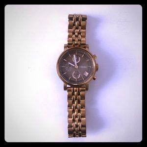Rose gold Fossil women’s watch